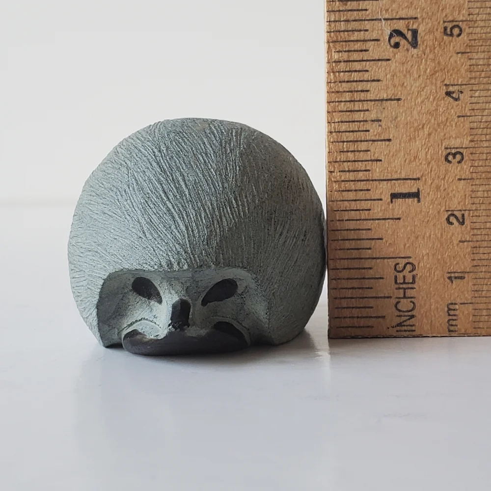Carved Soapstone Hedgehog - Picture 8 of 9